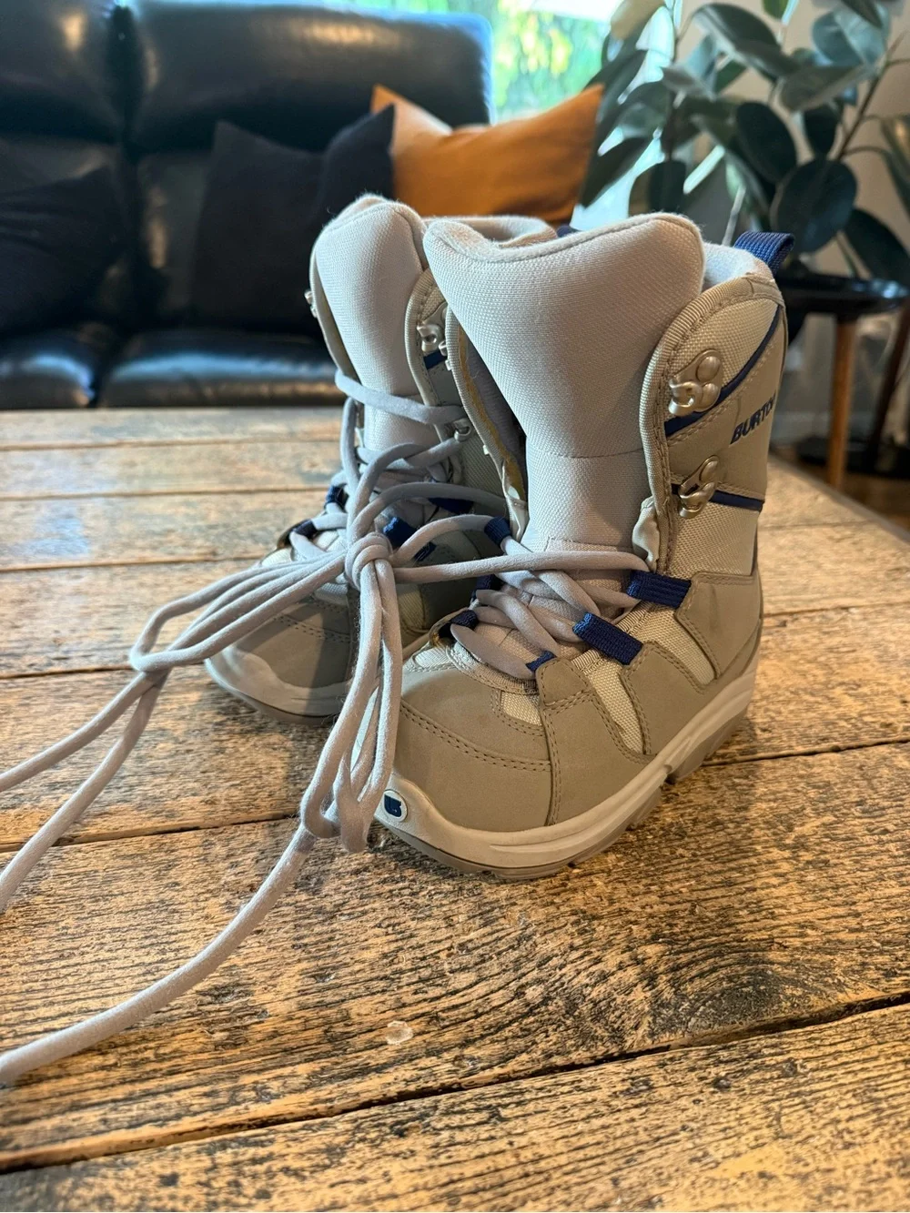 Worn twice! Burton Kids Light Gray Snow Boots